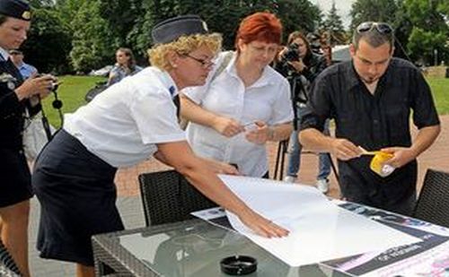 Drogellenes demonstráció indult Gyulán